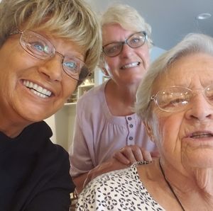 Meet your Posher, Viki